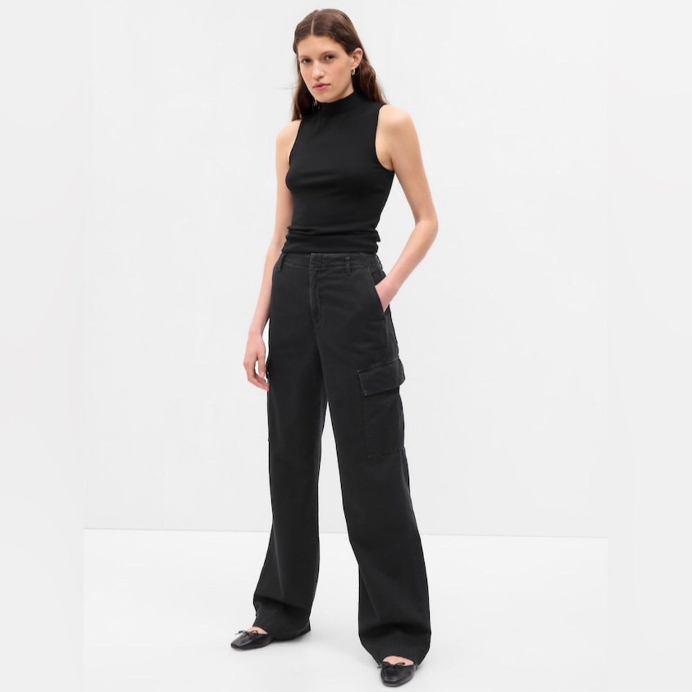 NWT! GAP Black Loose Khaki Cargo Pants with Washwell - Size 14 Tall